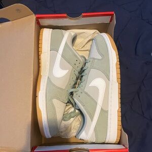 Nike dunk low jade horizon